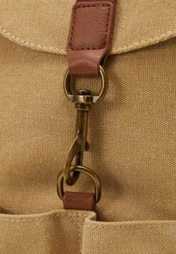 Pier One UNISEX - Tagesrucksack - Camel 10 Pier One UNISEX - Tagesrucksack - Camel -Pier One 40506a1d2def47709693e60d5ea11fde