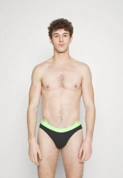 Pier One BRANDED WAISTBAND BRIEFS 3 PACK - Slip - Black 9 Pier One BRANDED WAISTBAND BRIEFS 3 PACK - Slip - Black -Pier One 87822367847c47febdfb486f93afed0b