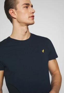 Pier One T-Shirt Basic - Dark Blue 10 Pier One T-Shirt Basic - Dark Blue -Pier One d7a265ca5bbd4d2cb88eb6d8e2410120