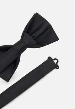 Pier One -Pier One e7716f241a6e43d6ac8610c712f5129c